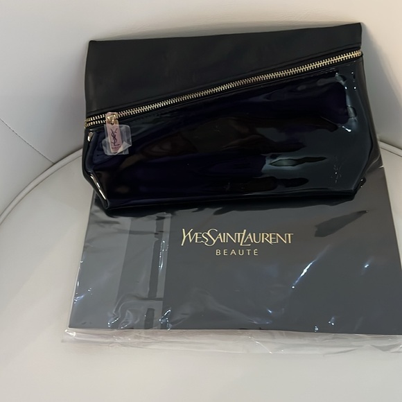 YVES SAINT LAURENT BEAUTE  Black Clutch Bag - Picture 2 of 6